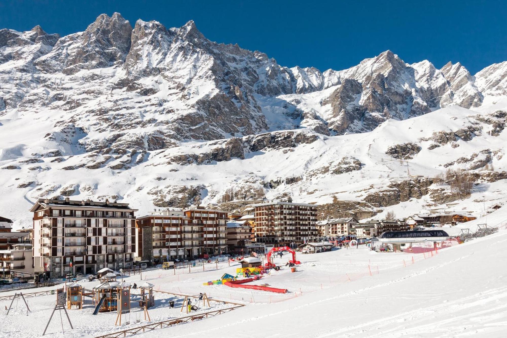 Chalet Matterhorn Francois - Central Ski Chalet With Spa And Breakfast, 100Mt Lift 브루일서비니아 외부 사진