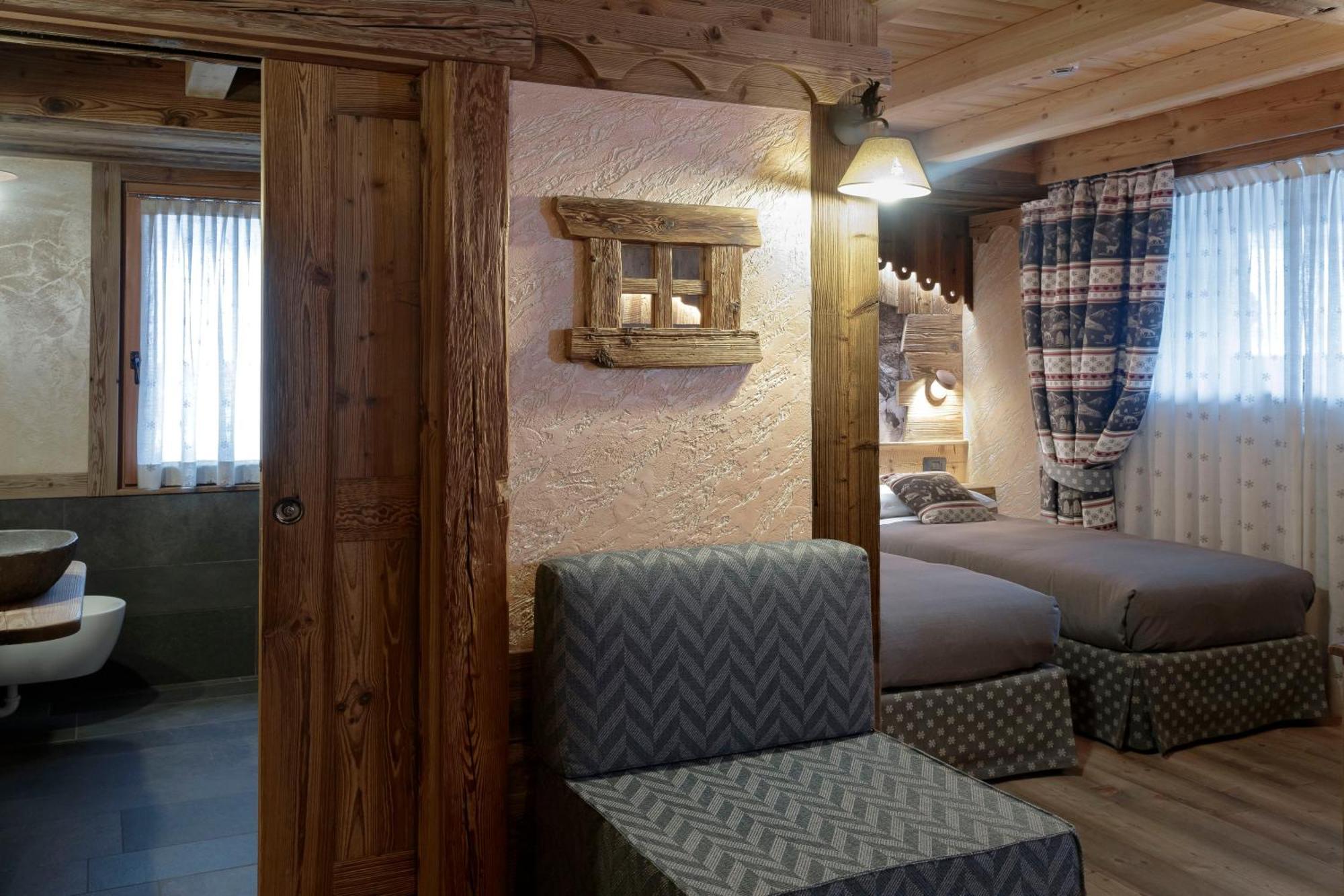 Chalet Matterhorn Francois - Central Ski Chalet With Spa And Breakfast, 100Mt Lift 브루일서비니아 외부 사진