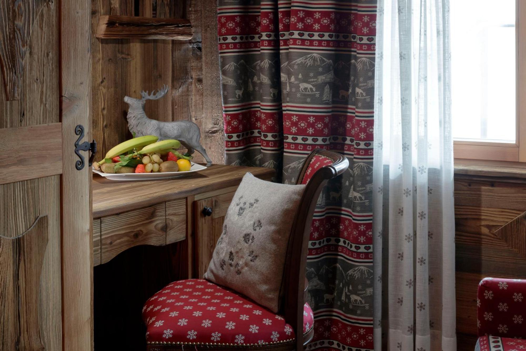 Chalet Matterhorn Francois - Central Ski Chalet With Spa And Breakfast, 100Mt Lift 브루일서비니아 외부 사진