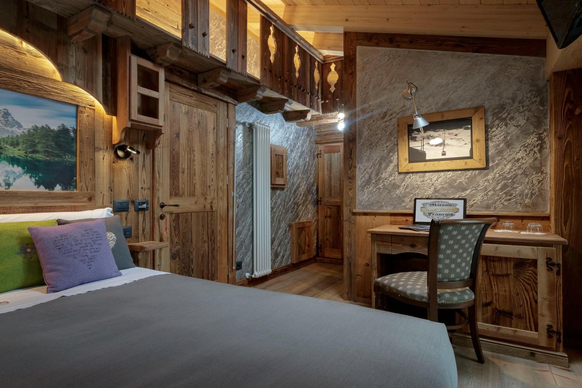 Chalet Matterhorn Francois - Central Ski Chalet With Spa And Breakfast, 100Mt Lift 브루일서비니아 외부 사진